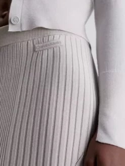 Calvin Klein Jupe Longue Slim Côtelée 9 Calvin Klein Jupe Longue Slim Côtelée -Pas Cher Calvin Klein Magasin K20K205718 PE9 alternate2