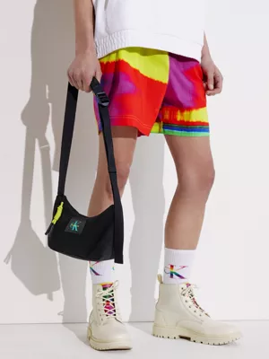 Calvin Klein Sac Bandoulière Unisexe - Pride 5 Calvin Klein Sac Bandoulière Unisexe - Pride – Image 3