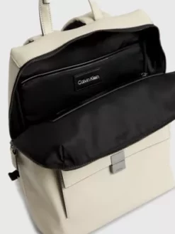 Calvin Klein Sac à Dos Carré En Matière Recyclée 11 Calvin Klein Sac à Dos Carré En Matière Recyclée -Pas Cher Calvin Klein Magasin K50K510249 ACE alternate4