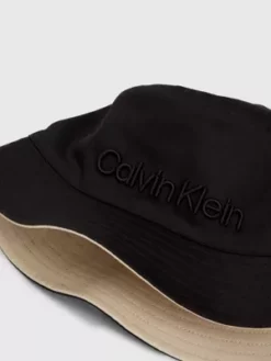 Calvin Klein Bob Réversible En Coton Bio -Pas Cher Calvin Klein Magasin K50K510338 BAX alternate3