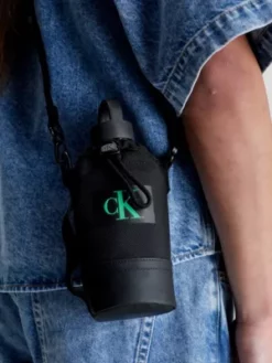 Calvin Klein Porte-bouteille En Bandoulière Recyclé -Pas Cher Calvin Klein Magasin K50K510425 BDS alternate2