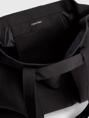 Calvin Klein Grand Sac Cabas En Matière Recyclée 7 Calvin Klein Grand Sac Cabas En Matière Recyclée – Image 5