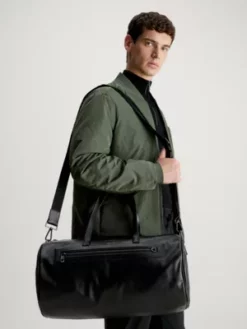 Calvin Klein Sac De Voyage En Similicuir 7 Calvin Klein Sac De Voyage En Similicuir -Pas Cher Calvin Klein Magasin K50K510834 BAX alternate2