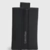 Calvin Klein Porte-cartes à Coulisse 2 Calvin Klein Porte-cartes à Coulisse -Pas Cher Calvin Klein Magasin K50K510923 BAX main