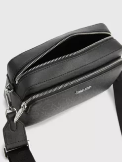 Calvin Klein Grand Sac En Bandoulière Recyclé 11 Calvin Klein Grand Sac En Bandoulière Recyclé -Pas Cher Calvin Klein Magasin K60K609895 0GJ alternate4