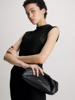 Calvin Klein Petite Minaudière En Bandoulière Modulable En Matière Recyclée 6 Calvin Klein Petite Minaudière En Bandoulière Modulable En Matière Recyclée – Image 4