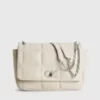 Calvin Klein Sac En Bandoulière Matelassé Et Recyclé -Pas Cher Calvin Klein Magasin K60K610454 PEA main