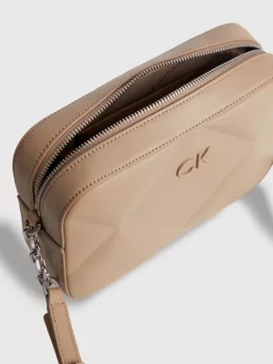 Calvin Klein Sac En Bandoulière Matelassé 7 Calvin Klein Sac En Bandoulière Matelassé – Image 5