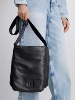 Calvin Klein Sac Seau Recyclé 9 Calvin Klein Sac Seau Recyclé -Pas Cher Calvin Klein Magasin K60K610838 BDS alternate2