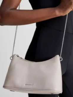 Calvin Klein Petit Sac En Bandoulière En Cuir Végan 9 Calvin Klein Petit Sac En Bandoulière En Cuir Végan -Pas Cher Calvin Klein Magasin K60K611023 PE1 alternate2