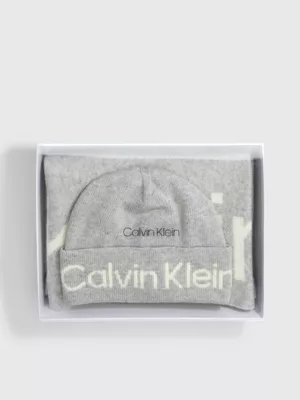 Calvin Klein Coffret Cadeau écharpe Et Bonnet 4 Calvin Klein Coffret Cadeau écharpe Et Bonnet – Image 2