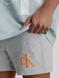 Calvin Klein Pack Week-end Avec Pyjama Unisexe - CK Monogram 12 Calvin Klein Pack Week-end Avec Pyjama Unisexe - CK Monogram -Pas Cher Calvin Klein Magasin KK0KK00090 0UA alternate4