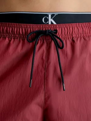 Calvin Klein Short De Bain Court Avec Double Ceinture - CK Nylon 6 Calvin Klein Short De Bain Court Avec Double Ceinture - CK Nylon – Image 4