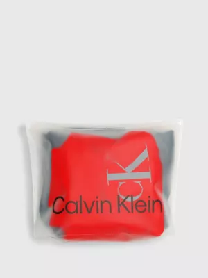 Calvin Klein Boîte Cadeau Maillot De Bain, Bandeau Et Serviette 4 Calvin Klein Boîte Cadeau Maillot De Bain, Bandeau Et Serviette – Image 2