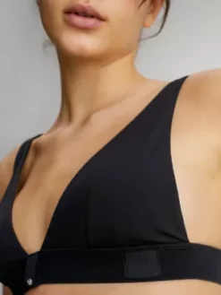 Calvin Klein Haut De Bikini Triangle - CK Monogram Rib -Pas Cher Calvin Klein Magasin KW0KW02147 BEH alternate3